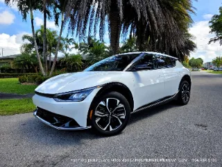 Kia EV6 photo 3