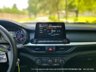 Kia Forte photo 22