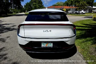 Kia EV6 photo 6